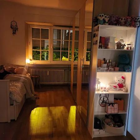 Beautiful Private - In A Family Where 2 People Live In A Prime Area Of Bed & Breakfast 3*