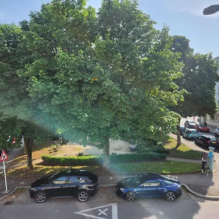 Bed & Breakfast Beautiful Private - In A Family Where 2 People Live In A Prime Area Of Luxembourg By