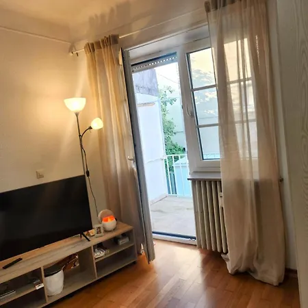 Beautiful Private - In A Family Where 2 People Live In A Prime Area Of Oda ve Kahvaltı 3*