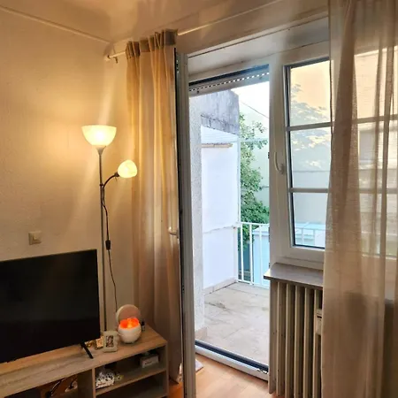 Beautiful Private - In A Family Where 2 People Live In A Prime Area Of Oda ve Kahvaltı 3*